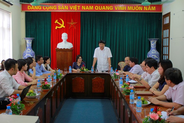 Thứ trưởng Phan Thị Mỹ Linh làm việc với lãnh đạo Sở Xây dựng Hải Dương