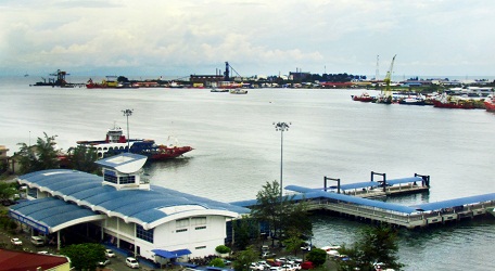 Công trình Labuan Jetty xây dựng trên biển tại Malaysia sử dụng sản phẩmClean COLORBOND® - ULTRAZ200 hơn 10 năm.
