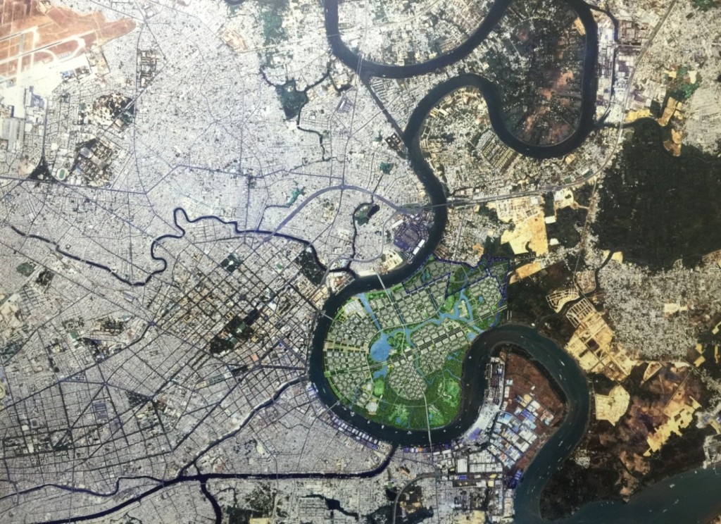 Ảnh vệ tinh Khu vực trung tâm TP.Hồ Chí Minh và vùng phụ cận với Phương án quy hoạch Khu đô thị mới Thủ Thiêm năm 2005