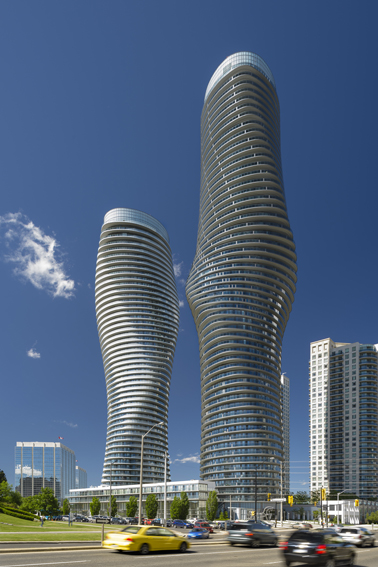 Tháp Absolute - Canada do MAD Architects thiết kế - Dấu ấn của công trình là đường cong biến đổi, gợi cảm với nhiều sự đa nghĩa