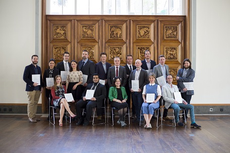 Các kiến trúc sư được cấp chứng chỉ hành nghề RIBA năm 2016 tại Oxford (Anh)