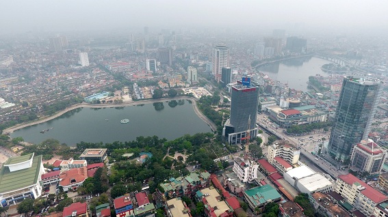 Không gian hồ Thành Công (Ba Đình, Hà Nội) từng bị đề xuất thu hẹp để xây dựng dự án cao tầng phục vụ cải tạo khu chung cư cũ theo đề xuất của doanh nghiệp