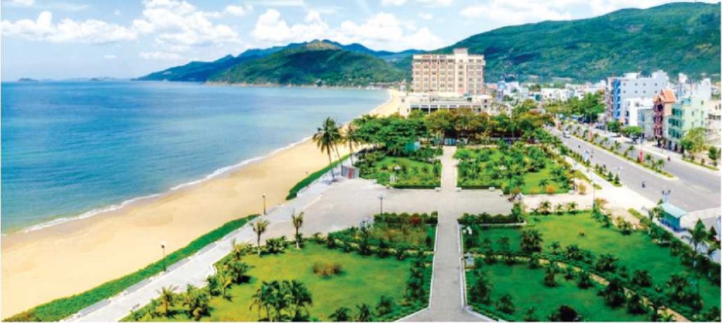 Không gian xanh công cộng ven biển tại TP Quy Nhơn đóng vai trò Là vùng đệm chuyển tiếp hạn chế tác động của thiên tai với đô thị