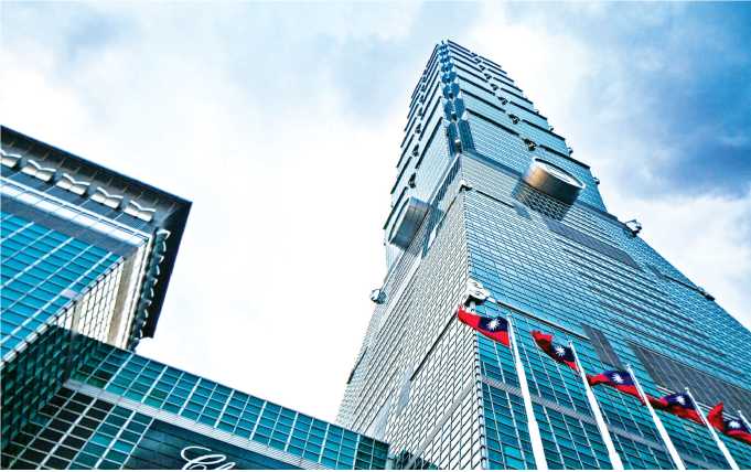 Thiết kế các vát góc gấp khúc để hạn chế hiện tượng gió xoáy tại tháp cao tầng Taipei 101 (Đài Loan)