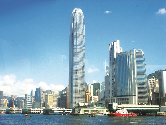Tổ hợp IFC - International Financial Centre ,  Hong Kong  nơi có in-town-check-in station