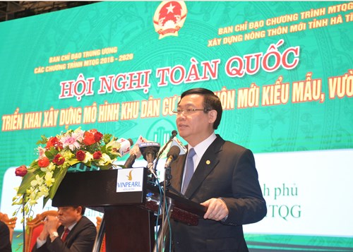 Phó thủ tướng Vương Đình Huệ phát biểu chỉ đạo tại hội nghị.