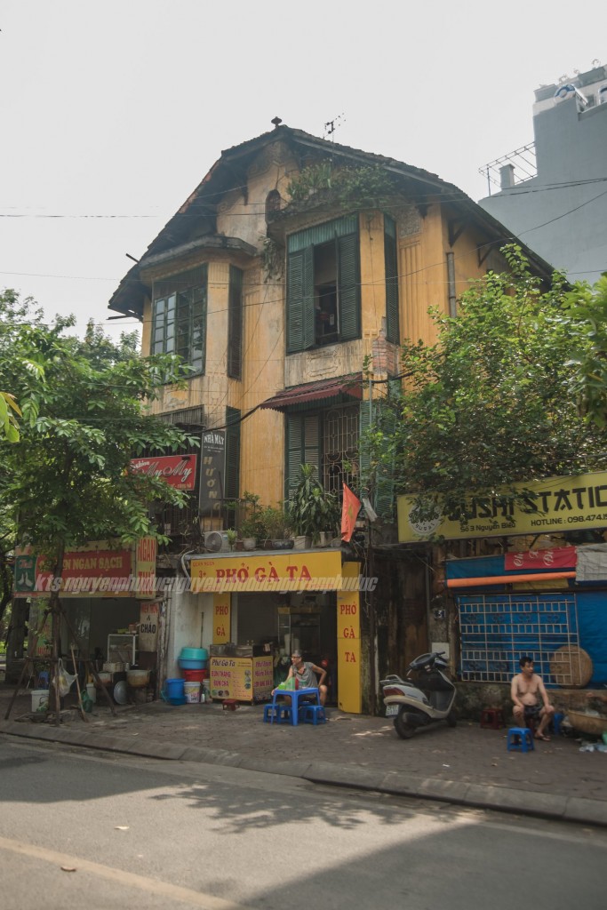 Nhà ở kiến trúc Đông Dương khu phố cũ Hà Nội
