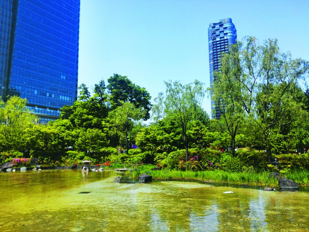 Tổ hợp cao tầng Midtown (Tokyo, Nhật Bản) quy mô 10ha đã đóng góp 4ha không gian công viên công cộng cho cộng đồng 