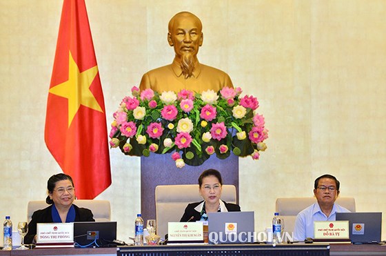 Chủ tịch Quốc hội Nguyễn Thị Kim Ngân phát biểu tại phiên họp thứ 28 của UBTVQH. Ảnh: QUOCHOI.VN 