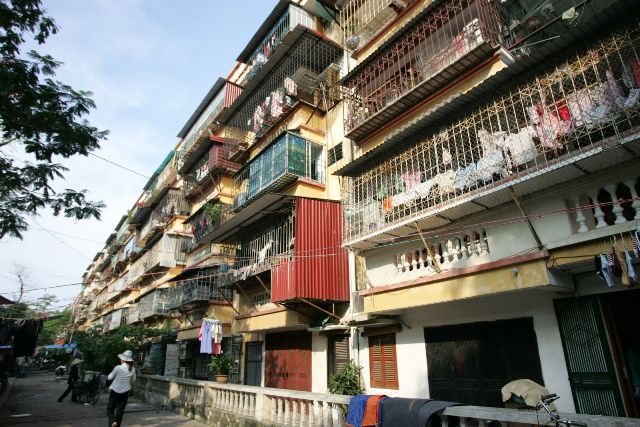 Hà Nội hiện có 1.579 nhà chung cư cũ được xây dựng từ năm 1960 (Nguồn: Internet)