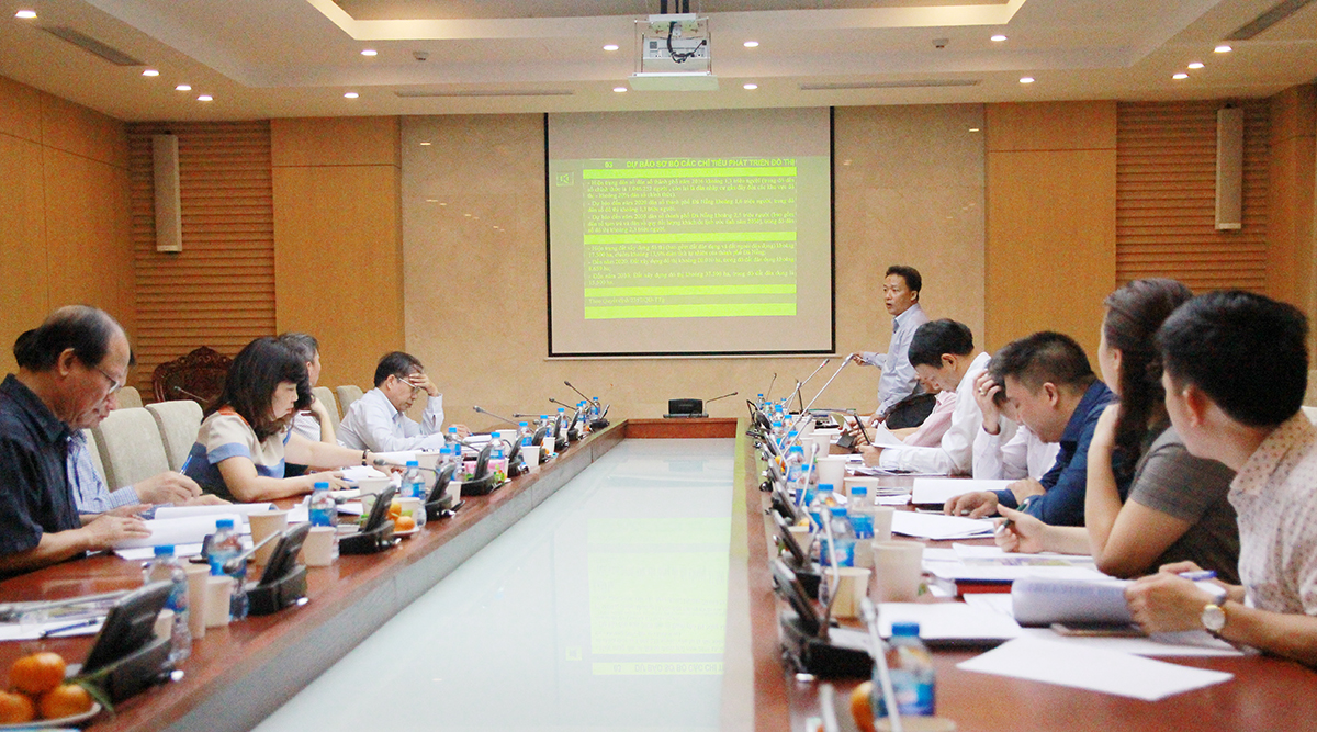 Đơn vị tư vấn trình bày Đề án điều chỉnh quy hoạch chung TP Đà Nẵng đến năm 2030, tầm nhìn 2045.