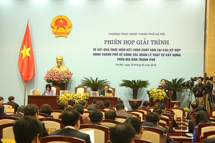 Chủ tịch HĐND TP Nguyễn Thị Bích Ngọc phát biểu khai mạc phiên họp giải trình