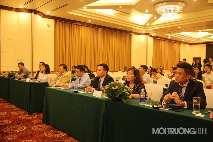 Buổi họp báo có sự tham dự của nhiều vị khách quý và gần 100 cơ quan báo chí, truyền thông Trung ương và Hà Nội