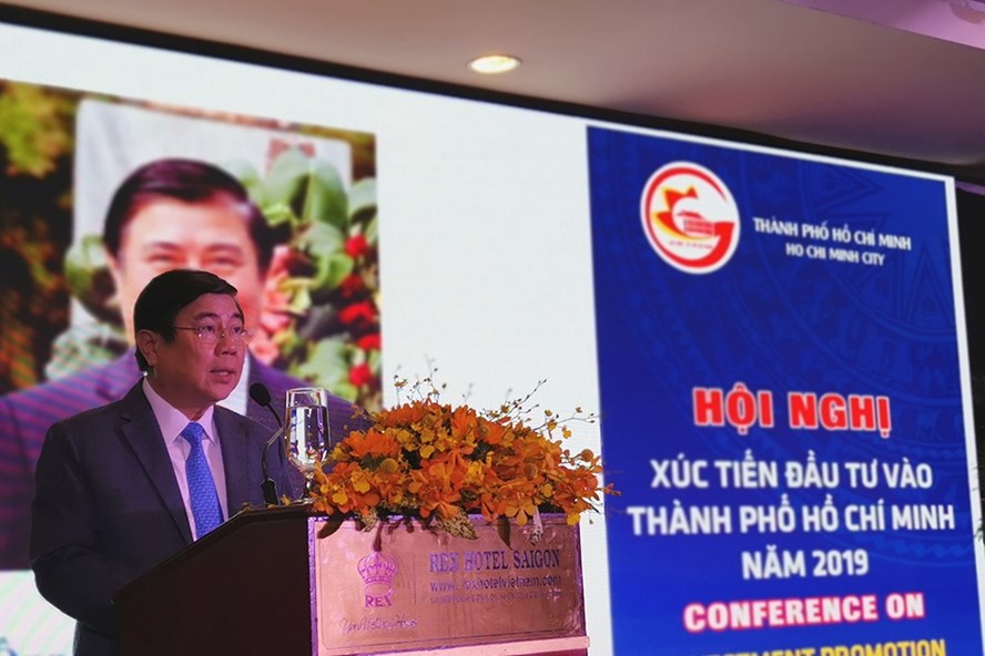 Chủ tịch UBND TPHCM Nguyễn Thành Phong phát biểu khai mạc. Ảnh: PK