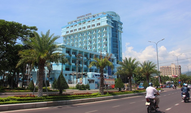 Khu vực ba khách sạn ven biển mà tỉnh Bình Định dự kiến sẽ di dời theo lộ trình để dành không gian cho cộng đồng