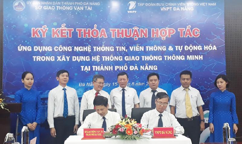 Lễ ký kết hợp tác giữa Sở GTVT và VNPT Đà Nẵng