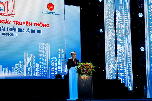 Anh Hùng Lao động Nguyễn Hiệp - nguyên Chủ tịch HĐTV TCty HUD phát biểu tại buổi Lễ
