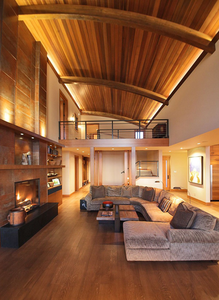 Đa phần các gia đình đều lựa chọn thiết kế thông tầng để sở hữu một căn phòng khách có trần cao