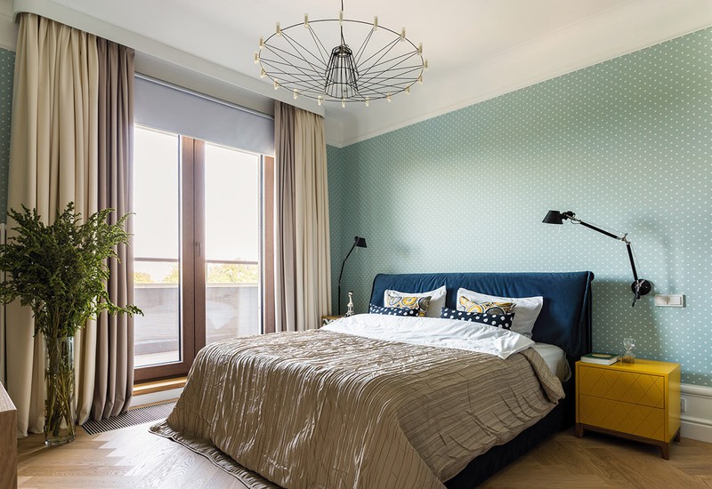 Phòng ngủ trang trí màu xanh dễ chịu, thích hợp với không gian nghỉ ngơi