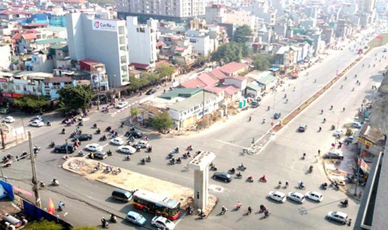 Tuyến đường đoạn qua Hoàng Cầu nối Kim Liên - Ô Chợ Dừa