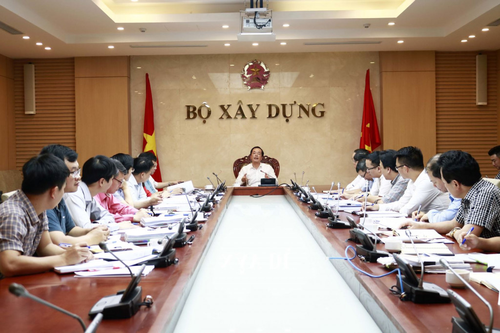 Bộ trưởng Phạm Hồng Hà chủ trì cuộc họp