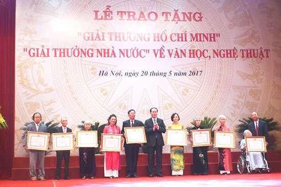 Lễ trao tặng “Giải thưởng Hồ Chí Minh” và “Giải thưởng Nhà nước” về Văn học nghệ thuật năm 2017
