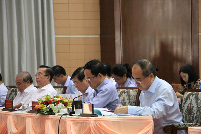 Ủy viên Bộ Chính trị, Bí thư Thành ủy thành phố Hồ Chí Minh Nguyễn Thiện Nhân cùng đông đảo đại biểu các cấp, các ngành tham dự hội nghị