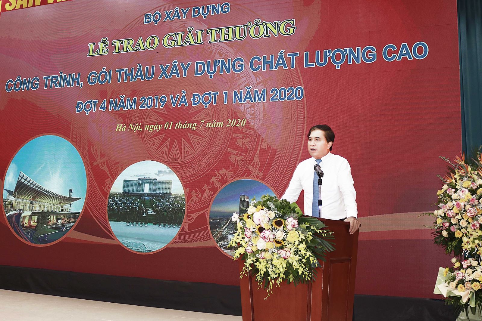 Thứ trưởng Bộ Xây dựng Lê Quang Hùng phát biểu tại buổi lễ