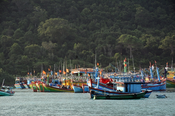 Những chiếc thuyền của ngư dân đảo Thổ Chu, Kiên Giang vươn khơi, bám biển. Ảnh: Thu Hà