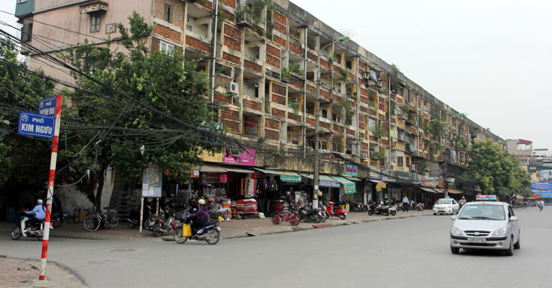  Chung cư cũ trên phố Kim Ngưu, quận Hai Bà Trưng. Ảnh: Phạm Hùng