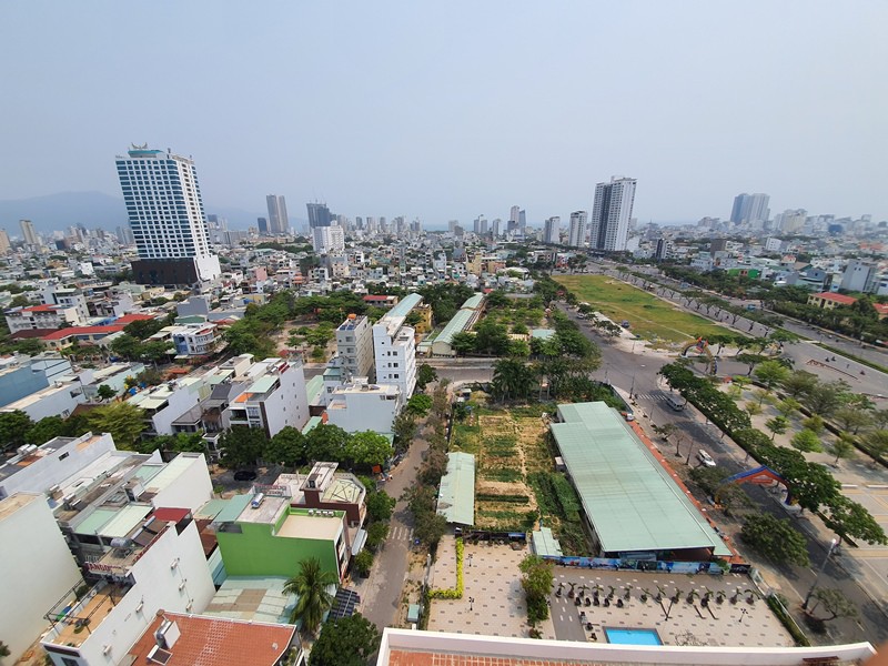 Sau đại dịch COVID-19, giá đất tại Đà Nẵng đã giảm và còn có thể giảm sâu trong thời gian tới. Ảnh: TẤN VIỆT