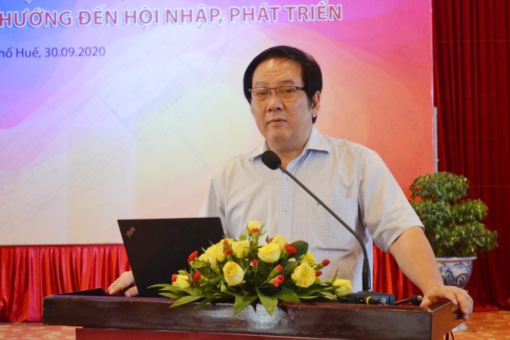 Ông Đỗ Thanh Tùng – Viện trưởng Viện Kiến trúc quốc gia phát biểu tại hội thảo