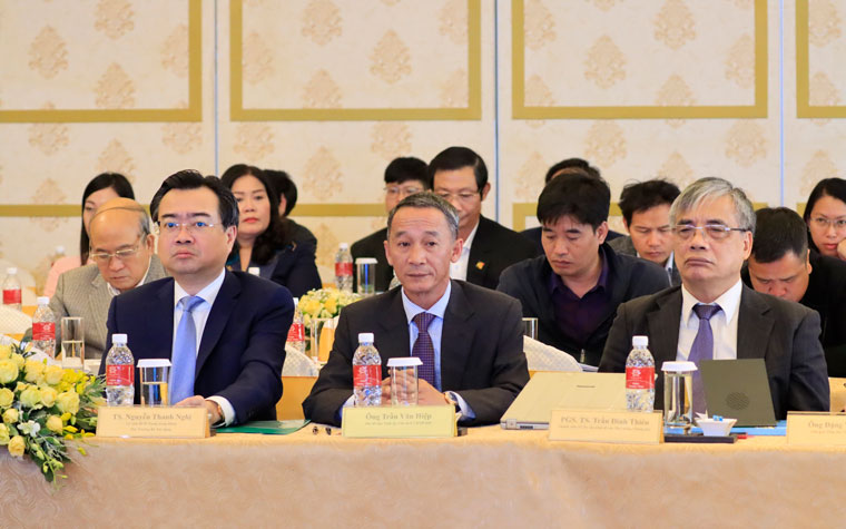 Lãnh đạo tỉnh Lâm Đồng và các bộ, ngành Trung ương tham dự hội thảo