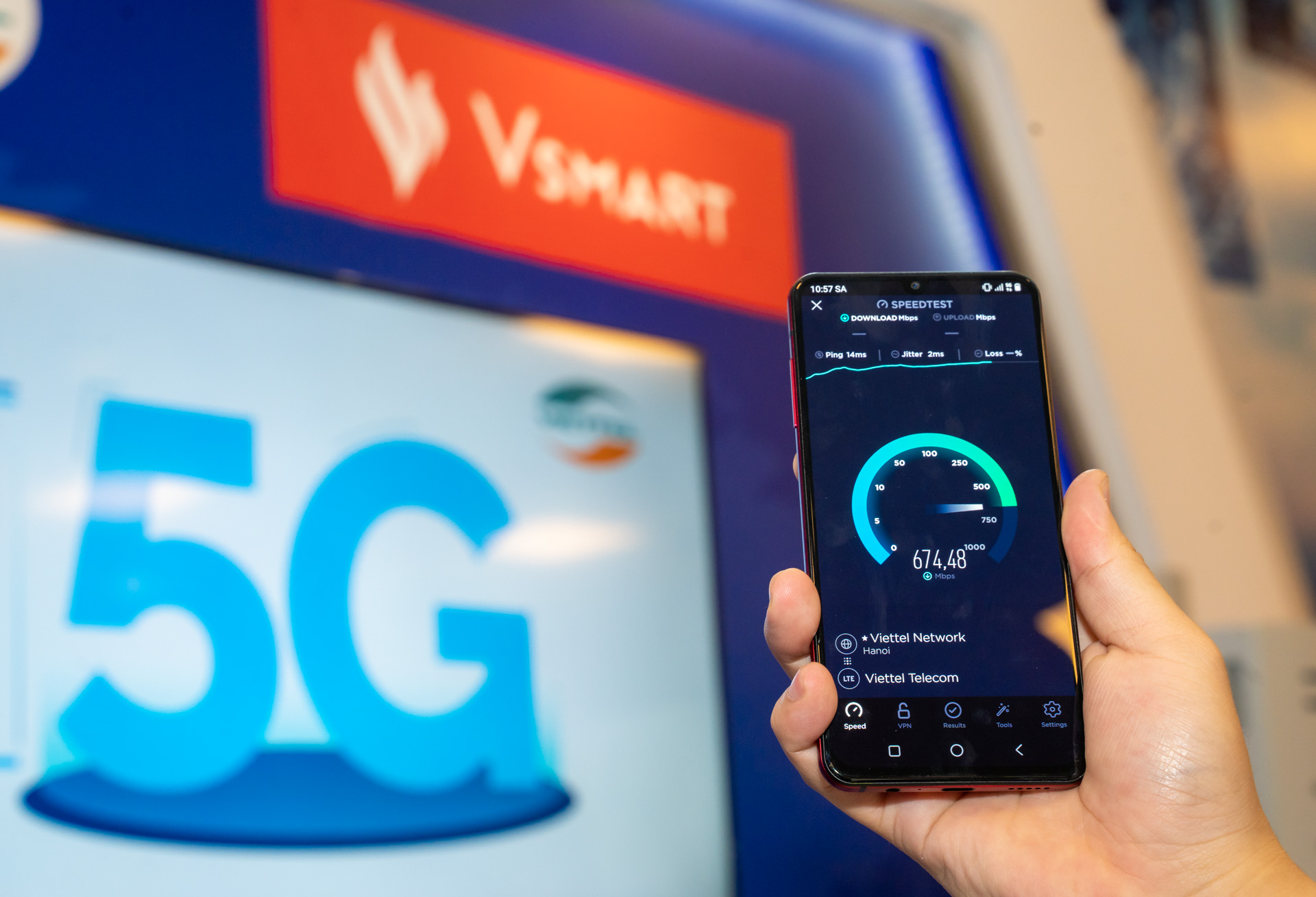 Thử nghiệm của Cục Viễn thông trên Vsmart Aris 5G cho kết quả tốc độ 5G trên mẫu điện thoại này cao gấp 8 lần so với tốc độ 4G