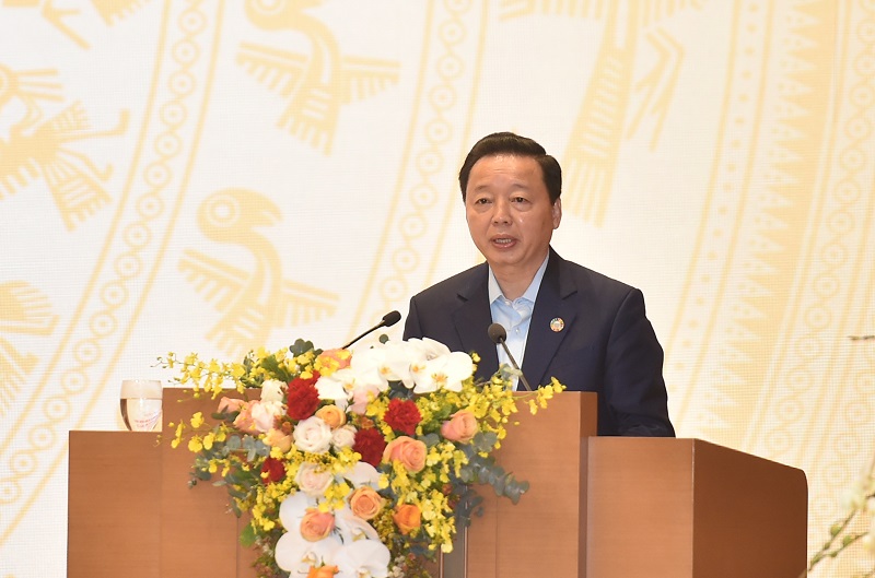 Bộ trưởng Bộ Tài nguyên và Môi trường Trần Hồng Hà phát biểu tại Hội nghị