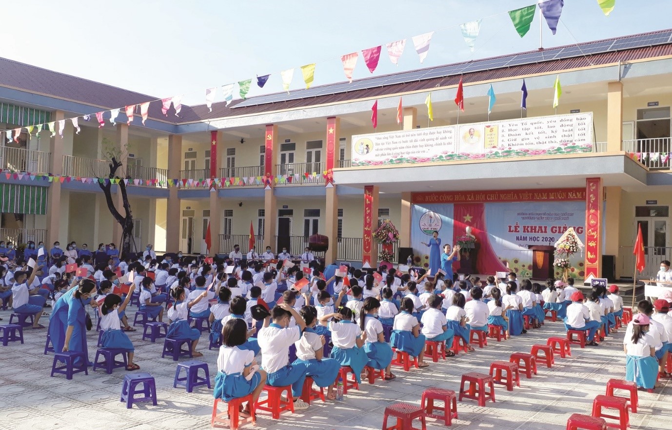 Trường Tiểu học Quế Phú (huyện Quế Sơn, Quảng Nam) được đầu tư xây mới kiên cố, khang trang, được đưa vào sử dụng đúng dịp khai giảng năm học mới 2020 - 2021