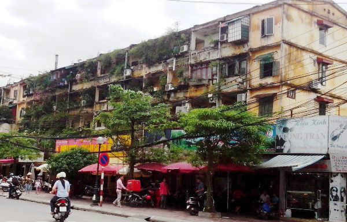 Phần lớn chung cư cũ ở Hà Nội đều đã hết niên hạn sử dụng. Ảnh minh họa: Báo TN&MT