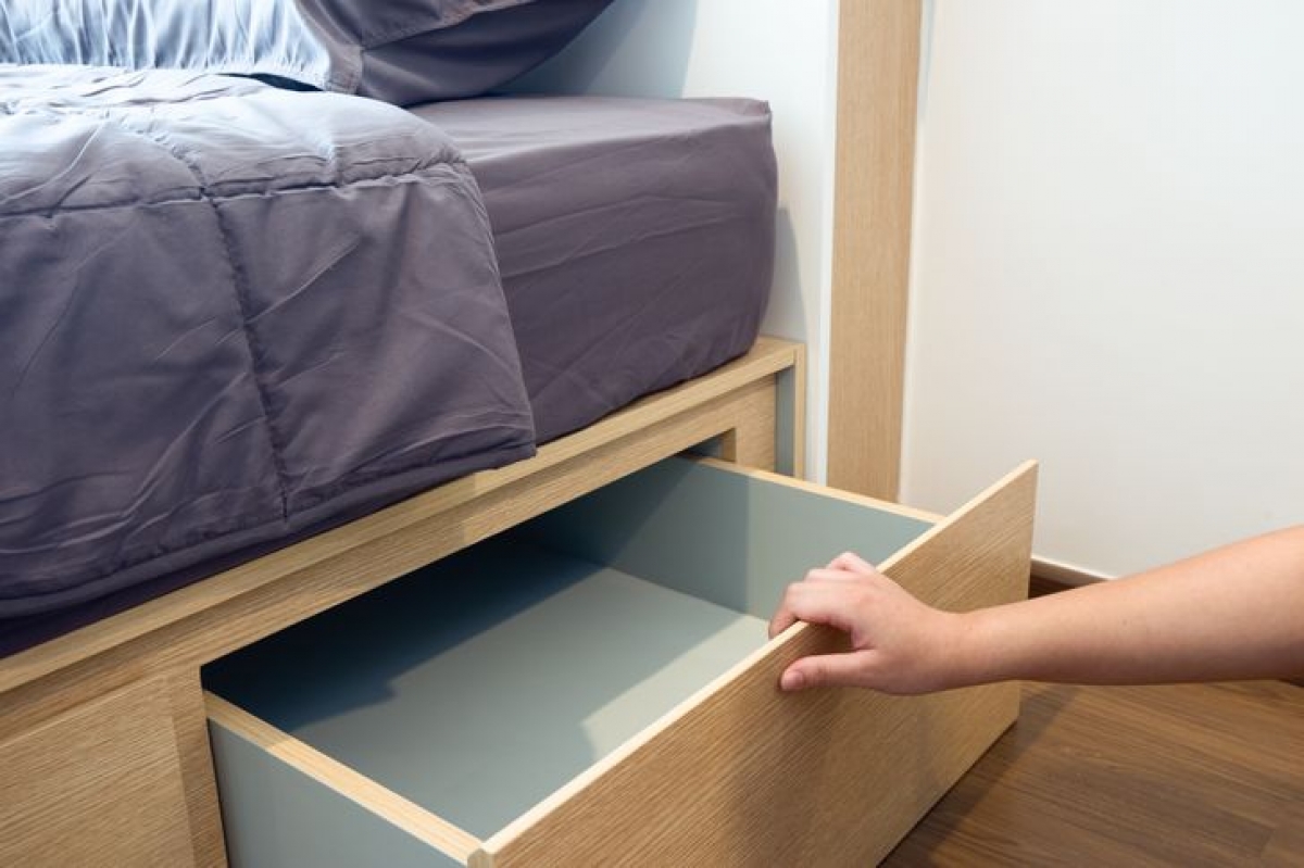 Giường nên là loại giường thông minh khi tích hợp các ngăn chứa đồ