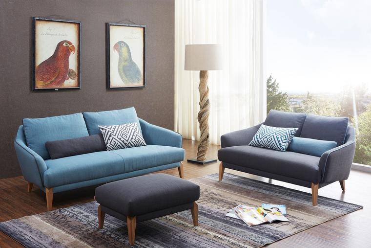 Bộ bàn ghế sofa văng đẹp, với màu sắc đơn giản tạ sự ấm cúng cho phòng khách có diện tích nhỏ