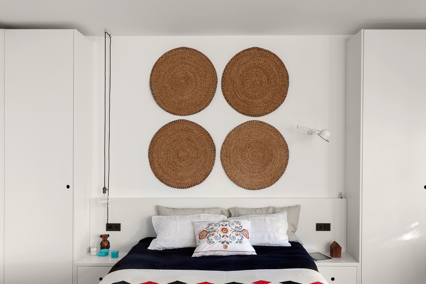 round-bedroom-decor