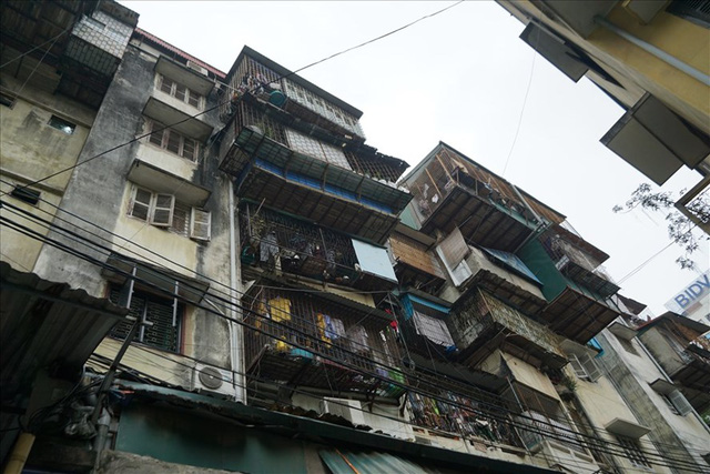Hầu hết chung cư cũ trên địa bàn TP Hà Nội đều đã xuống cấp