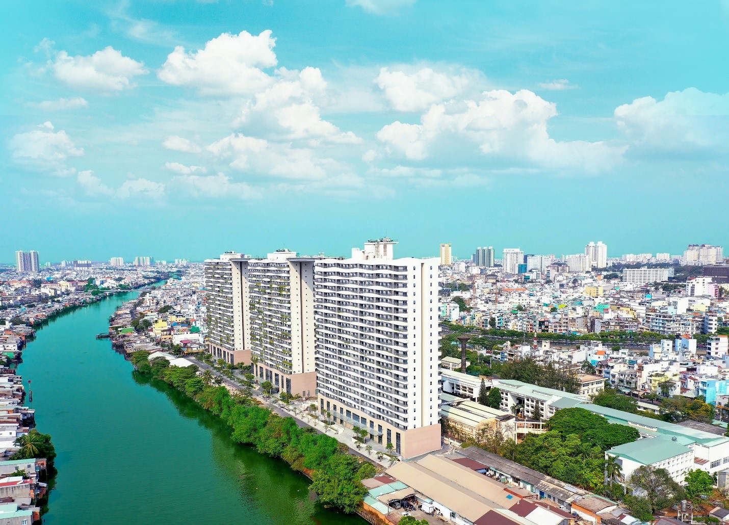 Công trình xanh Diamond Lotus Riverside do Phuc Khang Corporation phát triển tại TPHCM