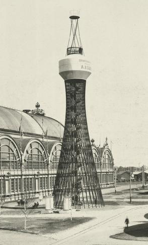 Tháp nước Hyperboloid - công trình kiến trúc bằng lưới đường chéo thép đầu tiên trên thế giới của kỹ sư và nhà khoa học vĩ đại người Nga Vladimir Shukhov (1853-1939) - Triển lãm nghệ thuật và công nghiệp toàn Nga năm 1896 tại Nizhny Novgorod.
