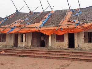 Đình Cổ Chế đối mặt nguy cơ đổ sập