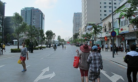Giá cho thuê mặt bằng trên phố đi bộ Nguyễn Huệ thực sự đắt?
