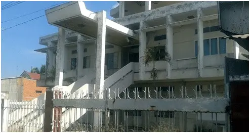 Trên 100.000 mét vuông đất mặt tiền QL 1 bỏ hoang 10 năm