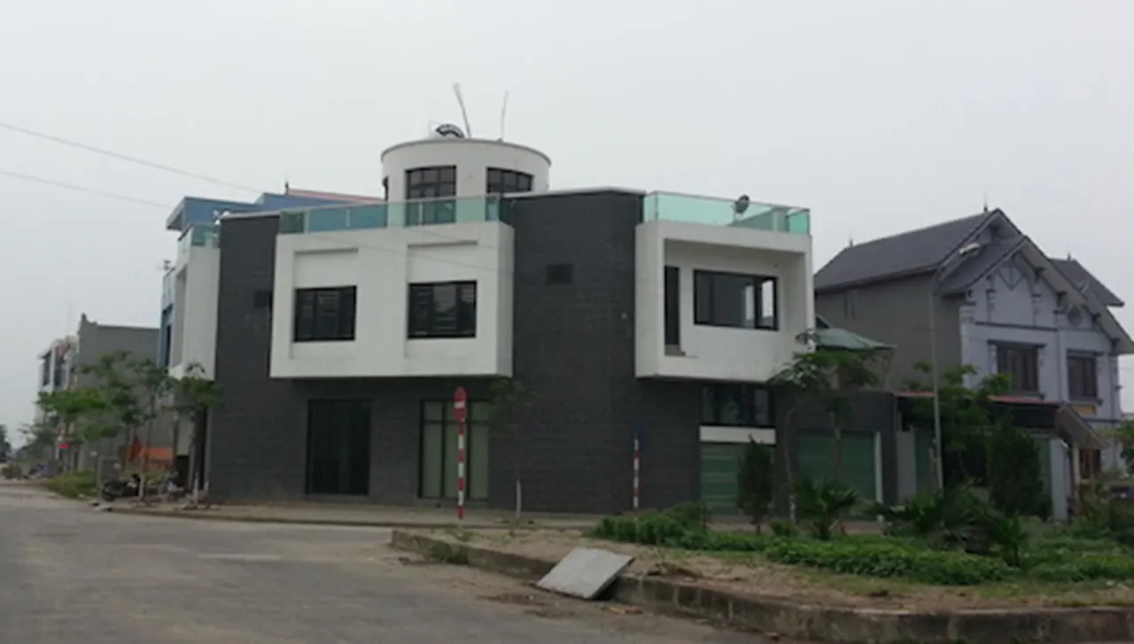 Hà Nội: Buông lỏng quản lý, đất sản xuất làng nghề biến tướng thành la liệt biệt thự, nhà ở