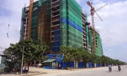 Lấn cấn với căn hộ áp mái