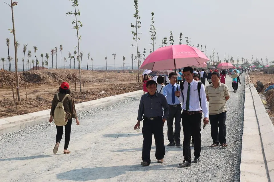 Về Long An tìm mua đất nền giá rẻ