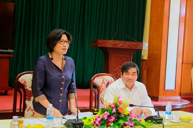 Thứ trưởng Phan Thị Mỹ Linh làm việc với lãnh đạo UBND tỉnh Hải Dương